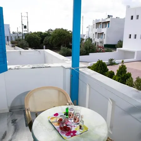 Flora Apartments & Studios Agia Anna  Exterior photo