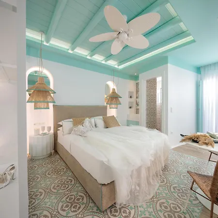 Flora Apartments & Studios Agia Anna  Exterior photo
