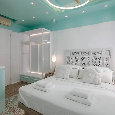 Flora Apartments & Studios Agia Anna  Exterior photo