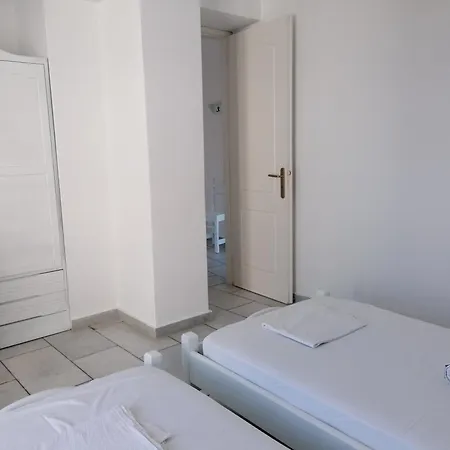 Flora Apartments & Studios Agia Anna  Exterior photo