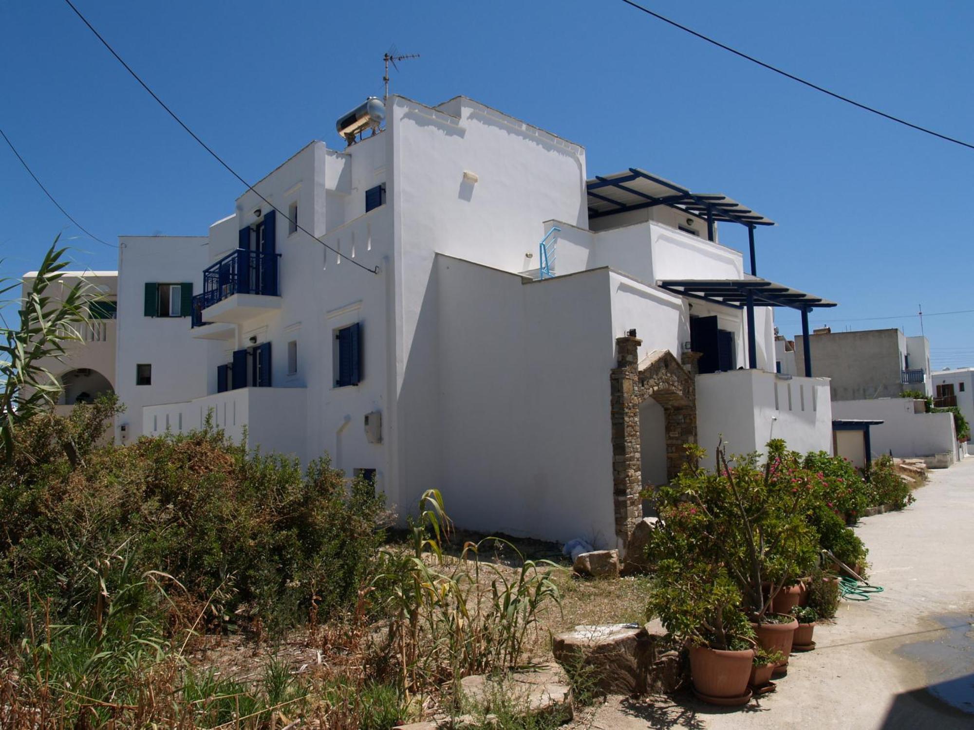 Flora & Apartment